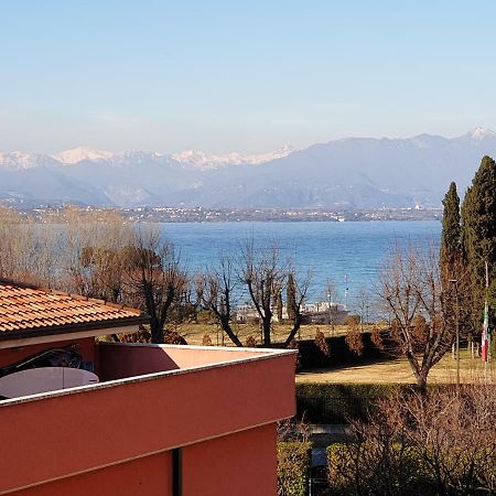 Sun Lake Apartments Desenzano del Garda Ngoại thất bức ảnh