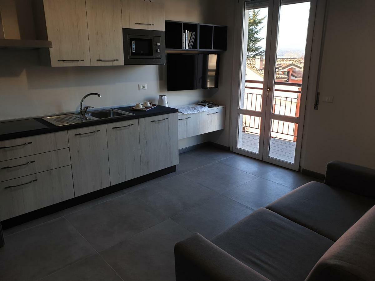 Sun Lake Apartments Desenzano del Garda Ngoại thất bức ảnh