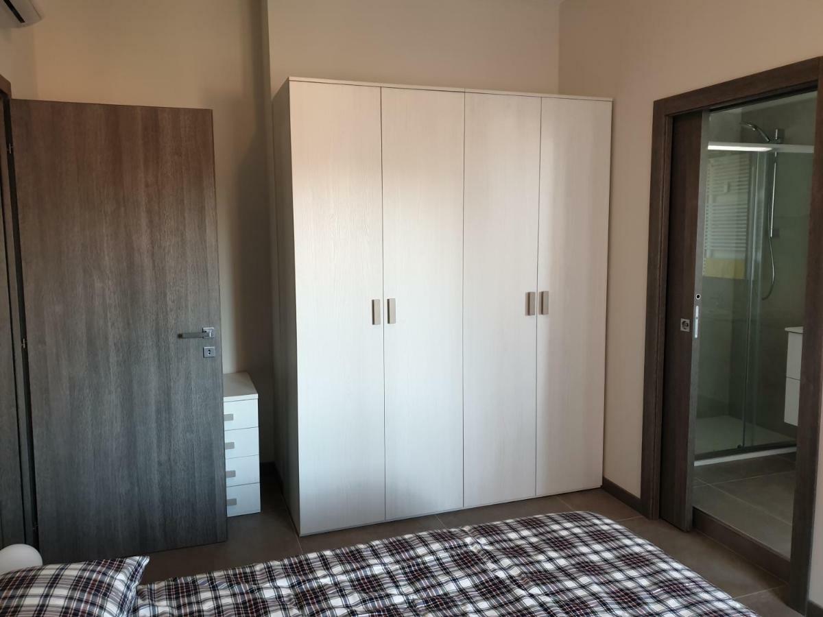 Sun Lake Apartments Desenzano del Garda Ngoại thất bức ảnh