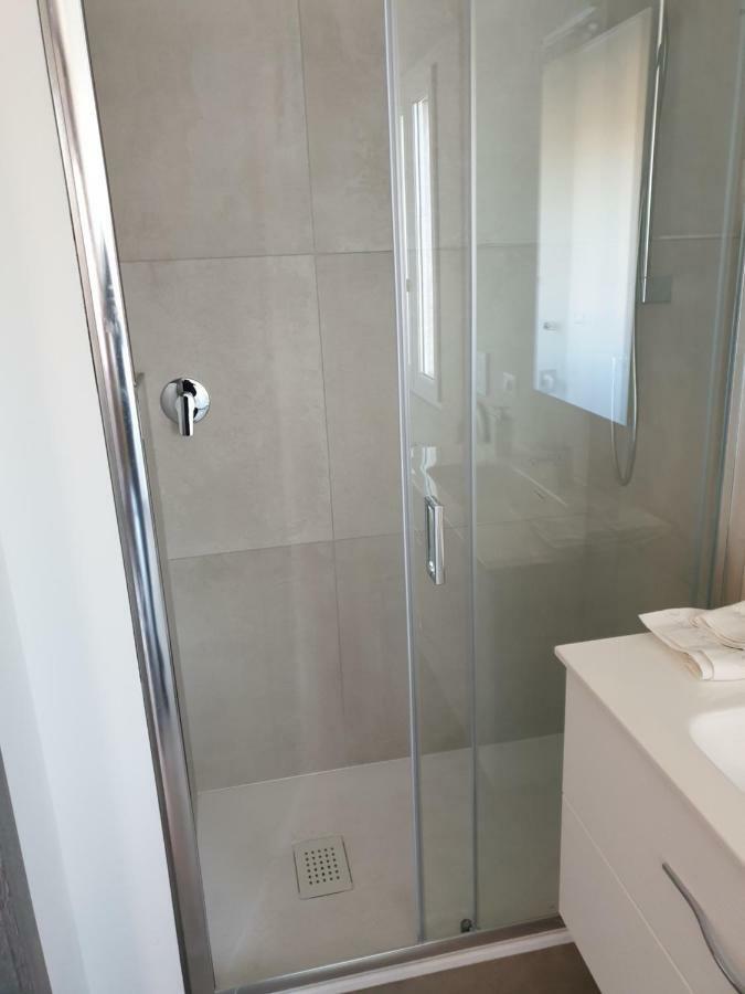 Sun Lake Apartments Desenzano del Garda Ngoại thất bức ảnh