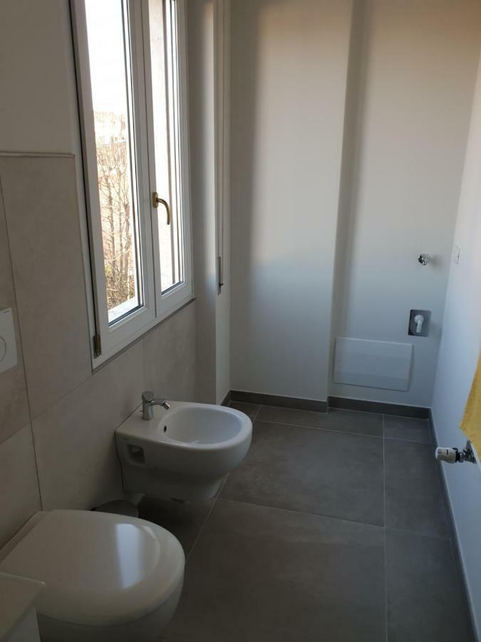 Sun Lake Apartments Desenzano del Garda Ngoại thất bức ảnh