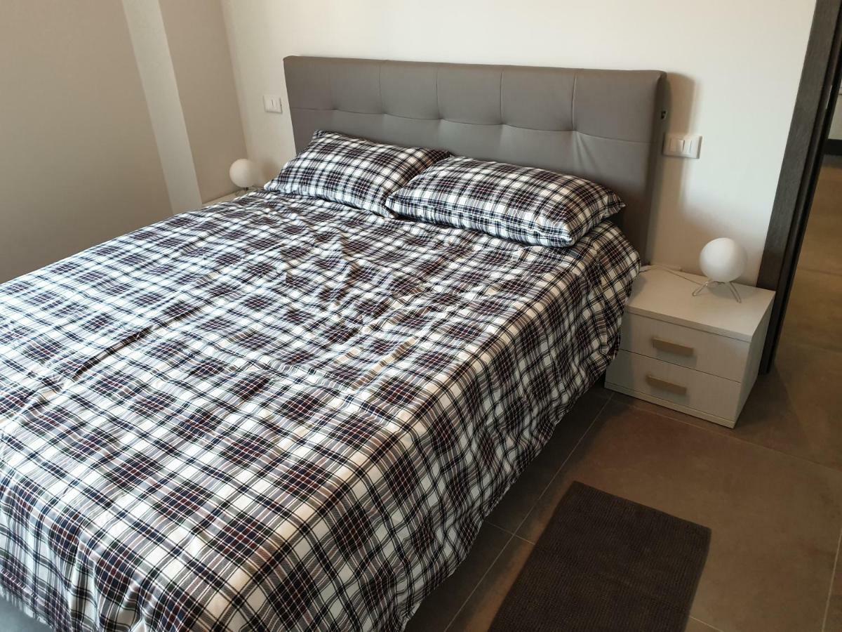 Sun Lake Apartments Desenzano del Garda Ngoại thất bức ảnh