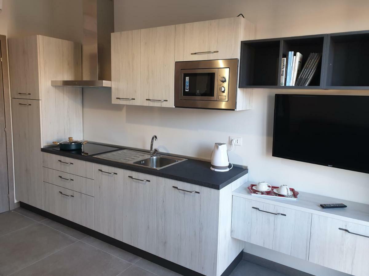 Sun Lake Apartments Desenzano del Garda Ngoại thất bức ảnh